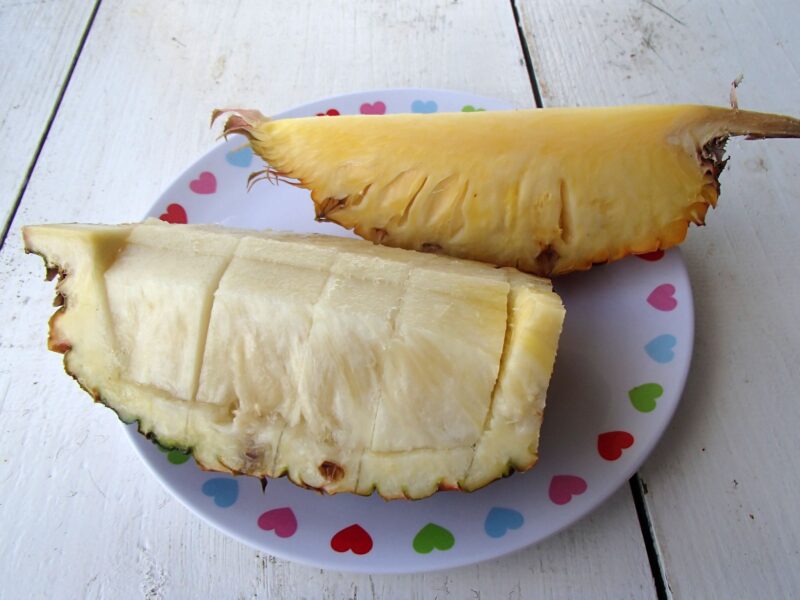 石垣島のパイナップル2種類