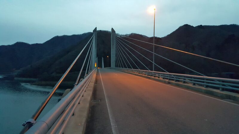 徳山ダムの橋